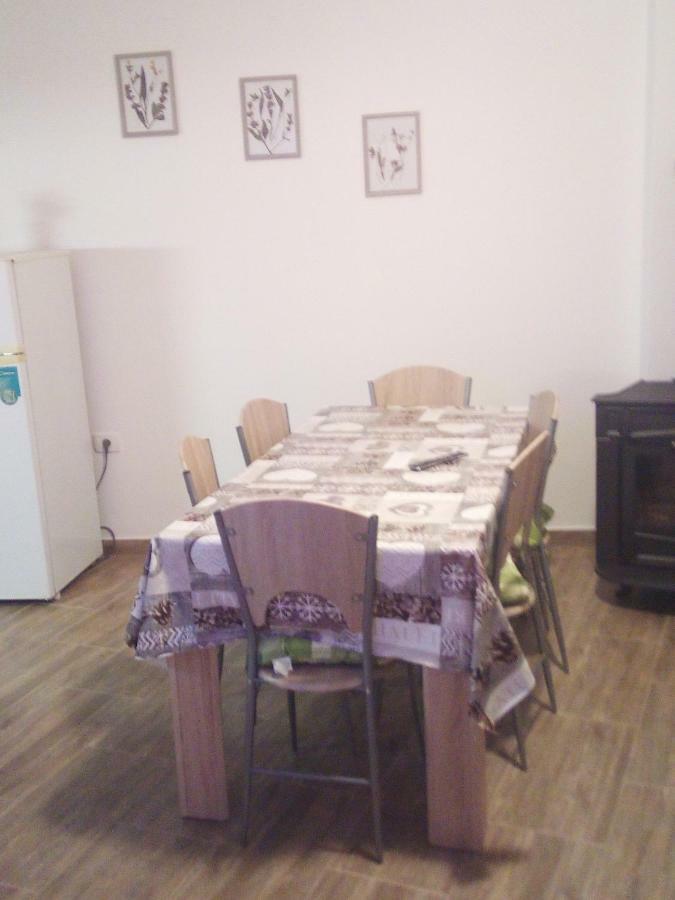 Apartmaji Matazin Crni Kal ภายนอก รูปภาพ